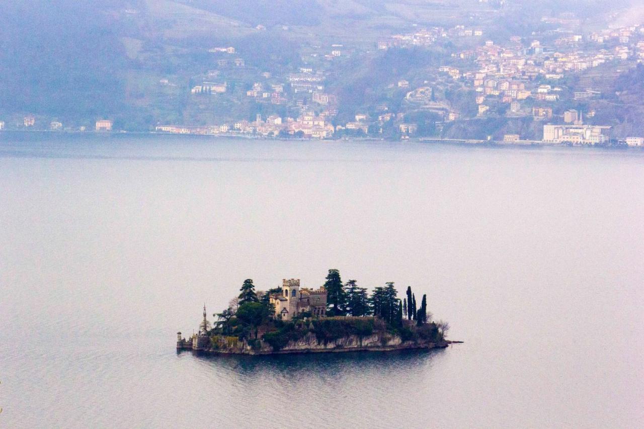 Magic On The Lake - Panoramic Marone Oda fotoğraf